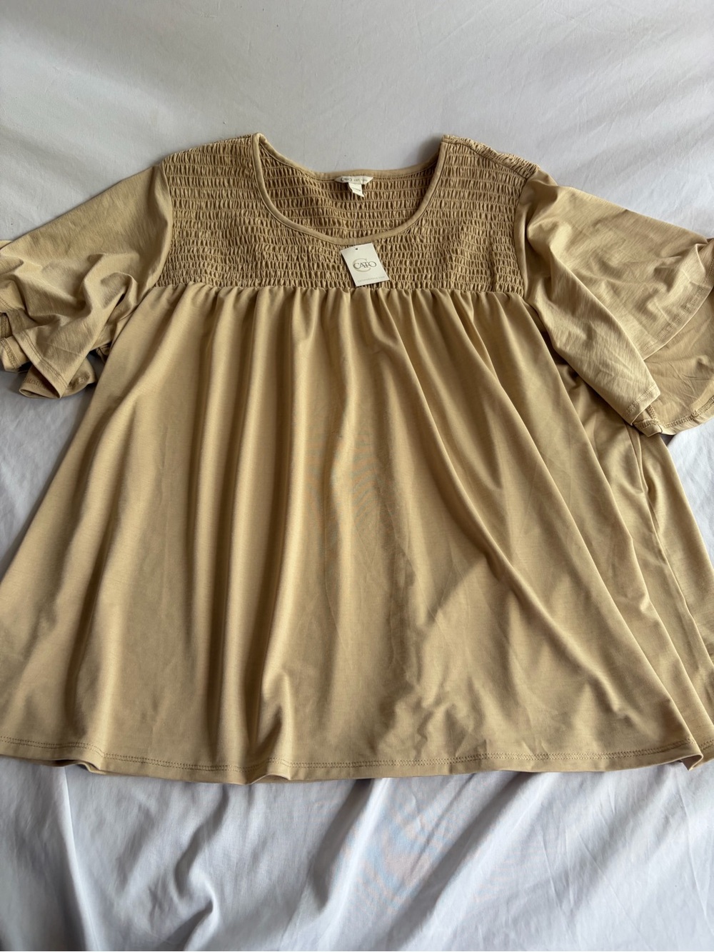 Cato Women’s Cream Smocked Yoke Tunic Blouse Size 18/20W Plus NWT